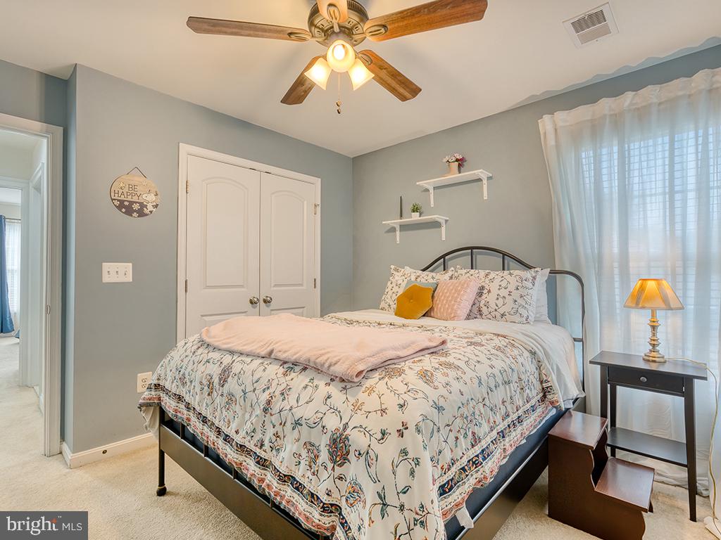 3314 BARNETTS CROSSING PL, TRIANGLE, Virginia 22172, 4 Bedrooms Bedrooms, ,3 BathroomsBathrooms,Residential,For sale,3314 BARNETTS CROSSING PL,VAPW2099576 MLS # VAPW2099576
