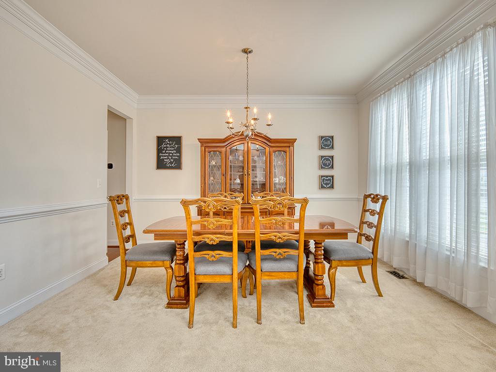 3314 BARNETTS CROSSING PL, TRIANGLE, Virginia 22172, 4 Bedrooms Bedrooms, ,3 BathroomsBathrooms,Residential,For sale,3314 BARNETTS CROSSING PL,VAPW2099576 MLS # VAPW2099576