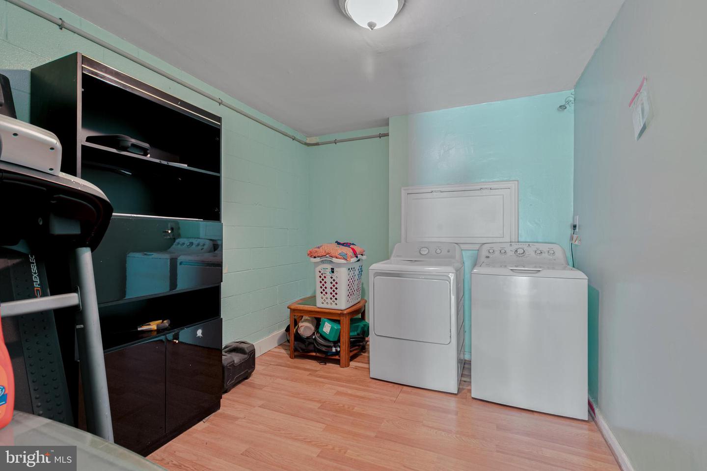 9710 ASHBOURN DR, BURKE, Virginia 22015, 3 Bedrooms Bedrooms, ,2 BathroomsBathrooms,Residential,For sale,9710 ASHBOURN DR,VAFX2256496 MLS # VAFX2256496