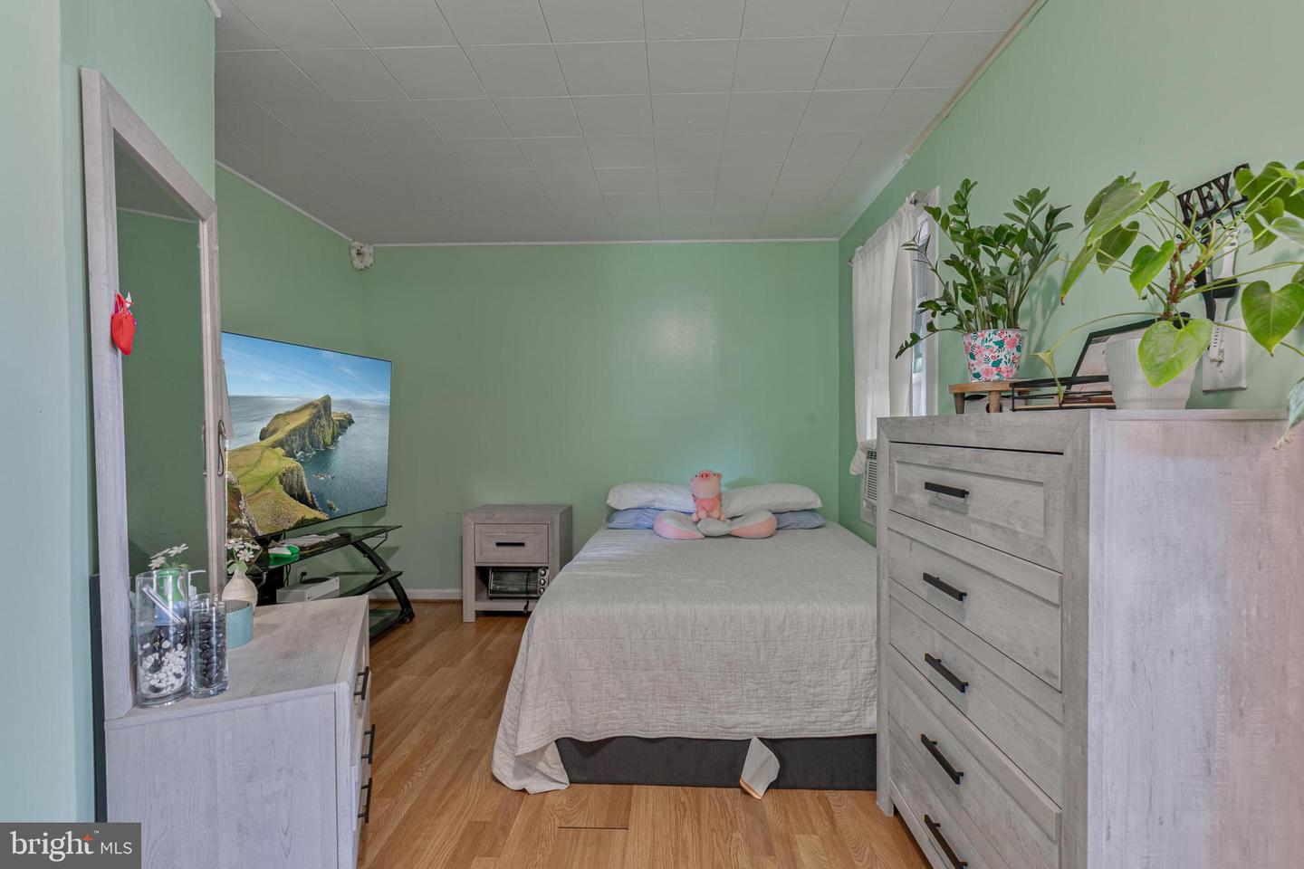 9710 ASHBOURN DR, BURKE, Virginia 22015, 3 Bedrooms Bedrooms, ,2 BathroomsBathrooms,Residential,For sale,9710 ASHBOURN DR,VAFX2256496 MLS # VAFX2256496