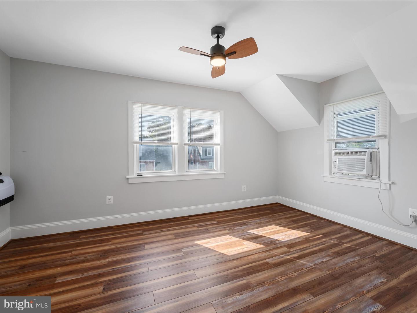 613 WATSON AVE, WINCHESTER, Virginia 22601, 4 Bedrooms Bedrooms, ,2 BathroomsBathrooms,Residential,For sale,613 WATSON AVE,VAWI2008740 MLS # VAWI2008740