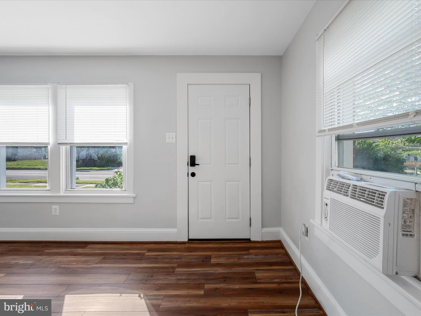 613 WATSON AVE, WINCHESTER, Virginia 22601, 4 Bedrooms Bedrooms, ,2 BathroomsBathrooms,Residential,For sale,613 WATSON AVE,VAWI2008740 MLS # VAWI2008740