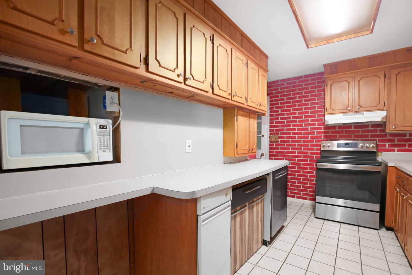96 SANDY RIDGE RD, FREDERICKSBURG, Virginia 22405, 3 Bedrooms Bedrooms, ,3 BathroomsBathrooms,Residential,For sale,96 SANDY RIDGE RD,VAST2041066 MLS # VAST2041066