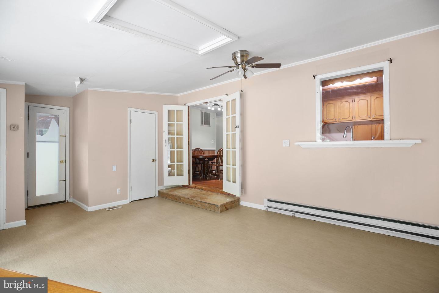 96 SANDY RIDGE RD, FREDERICKSBURG, Virginia 22405, 3 Bedrooms Bedrooms, ,3 BathroomsBathrooms,Residential,For sale,96 SANDY RIDGE RD,VAST2041066 MLS # VAST2041066