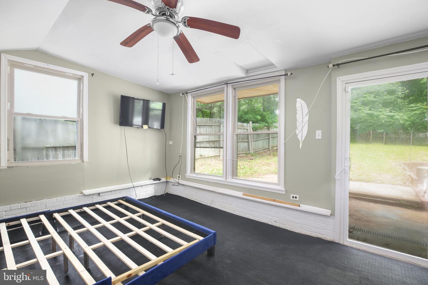 96 SANDY RIDGE RD, FREDERICKSBURG, Virginia 22405, 3 Bedrooms Bedrooms, ,3 BathroomsBathrooms,Residential,For sale,96 SANDY RIDGE RD,VAST2041066 MLS # VAST2041066
