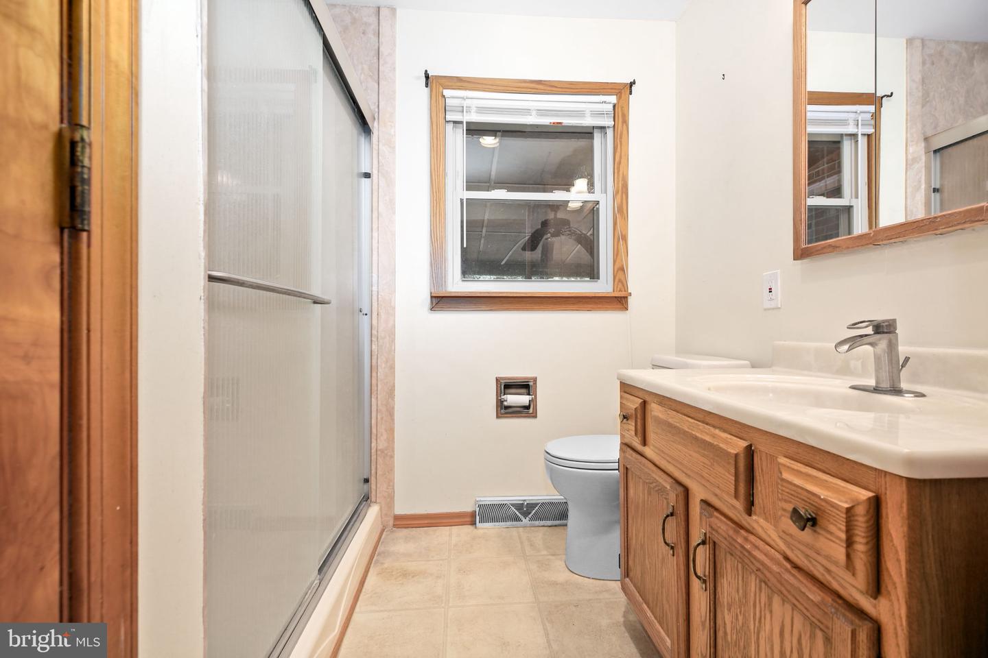 96 SANDY RIDGE RD, FREDERICKSBURG, Virginia 22405, 3 Bedrooms Bedrooms, ,3 BathroomsBathrooms,Residential,For sale,96 SANDY RIDGE RD,VAST2041066 MLS # VAST2041066