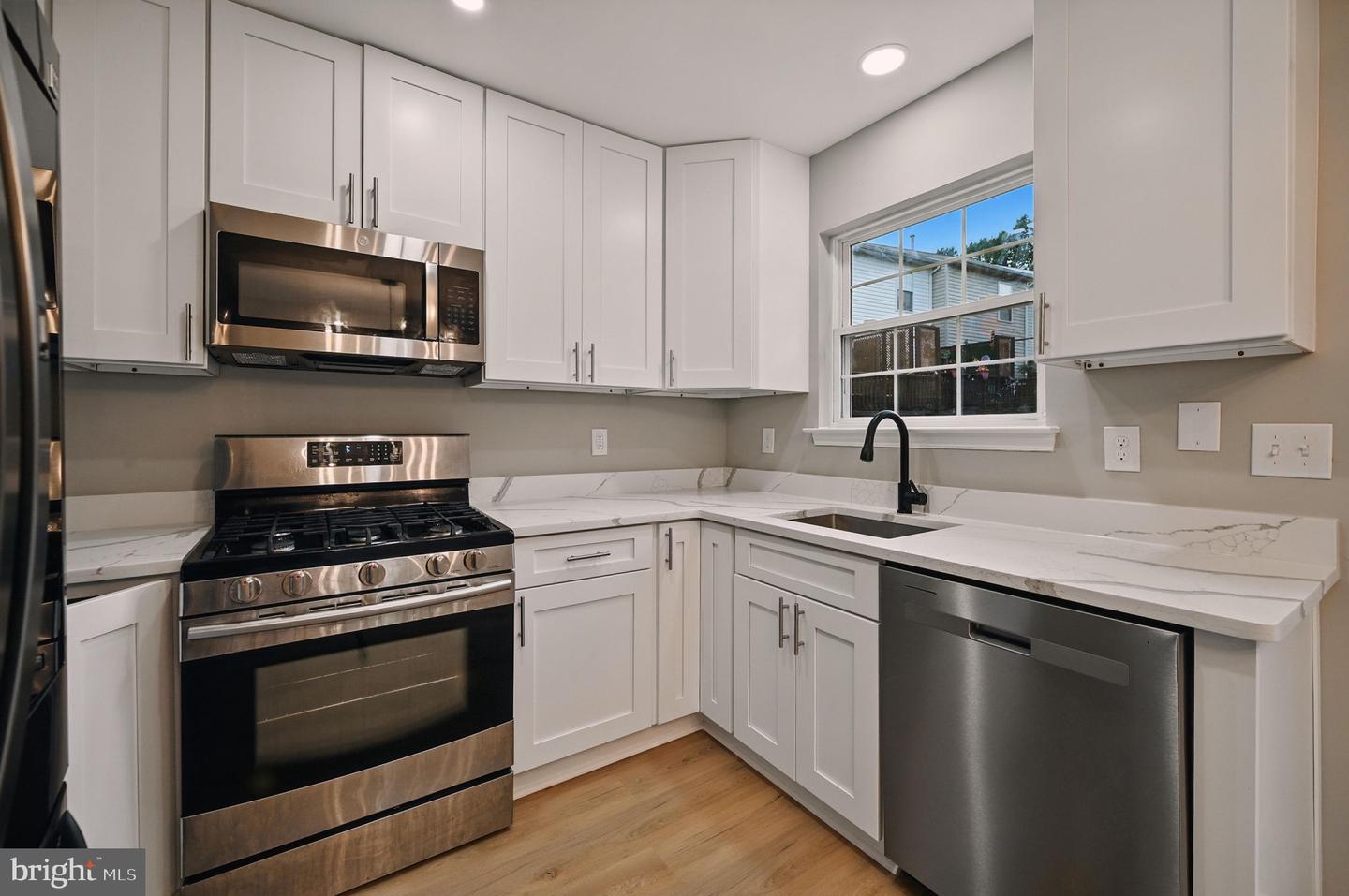 3629 SHERBROOKE CIR, WOODBRIDGE, Virginia 22192, 3 Bedrooms Bedrooms, ,1 BathroomBathrooms,Residential,For sale,3629 SHERBROOKE CIR,VAPW2099834 MLS # VAPW2099834