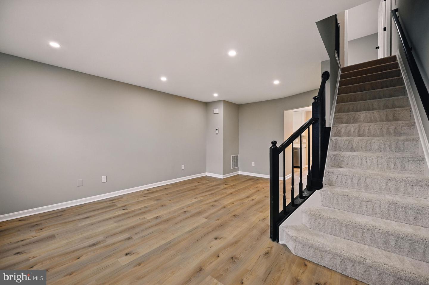 3629 SHERBROOKE CIR, WOODBRIDGE, Virginia 22192, 3 Bedrooms Bedrooms, ,1 BathroomBathrooms,Residential,For sale,3629 SHERBROOKE CIR,VAPW2099834 MLS # VAPW2099834