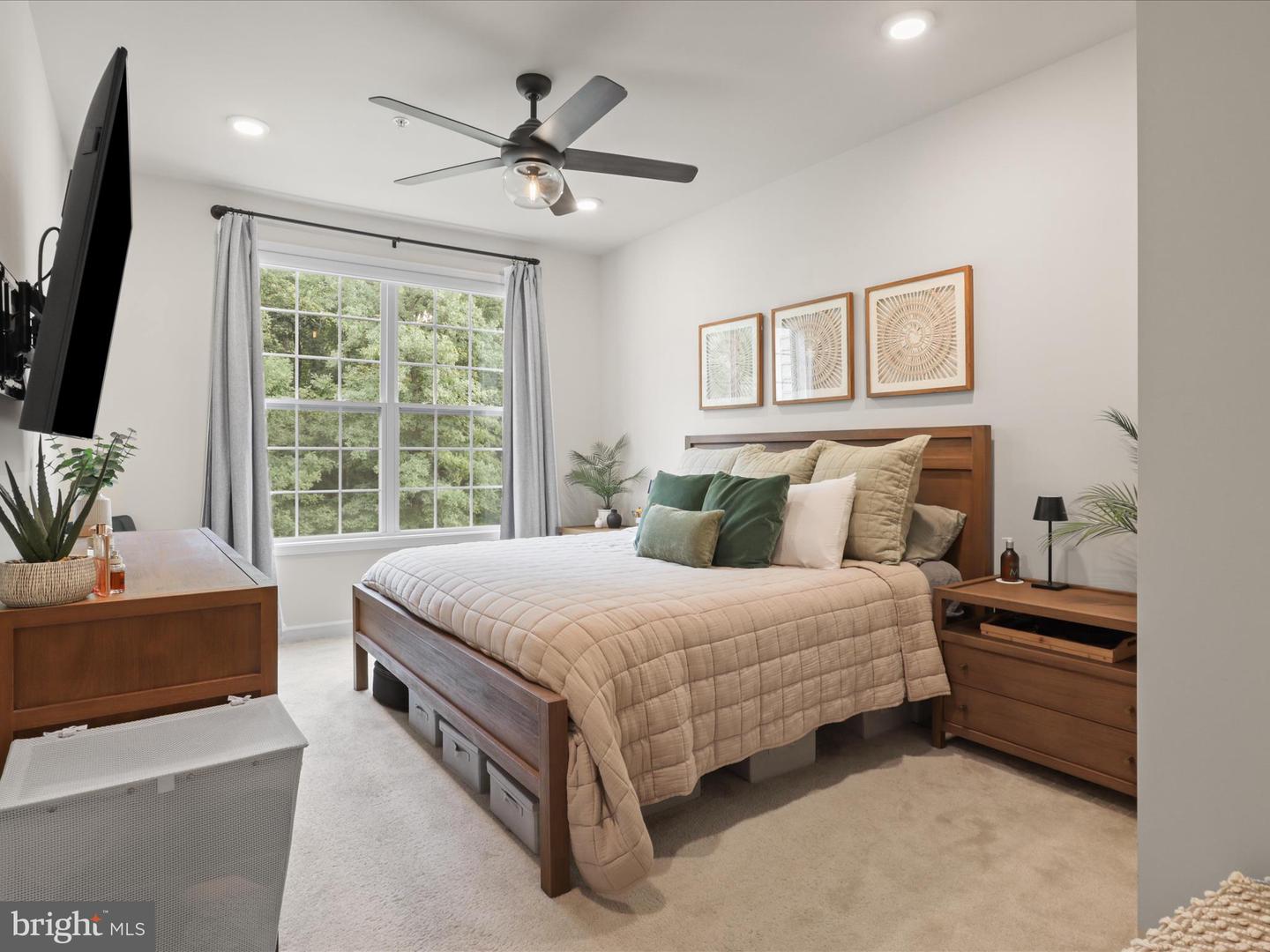 23245 MILLTOWN KNOLL SQ #103, ASHBURN, Virginia 20148, 2 Bedrooms Bedrooms, ,2 BathroomsBathrooms,Residential,For sale,23245 MILLTOWN KNOLL SQ #103,VALO2103026 MLS # VALO2103026