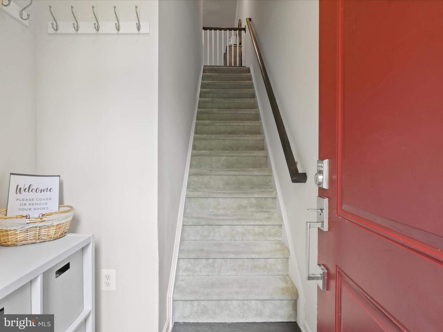 23245 MILLTOWN KNOLL SQ #103, ASHBURN, Virginia 20148, 2 Bedrooms Bedrooms, ,2 BathroomsBathrooms,Residential,For sale,23245 MILLTOWN KNOLL SQ #103,VALO2103026 MLS # VALO2103026