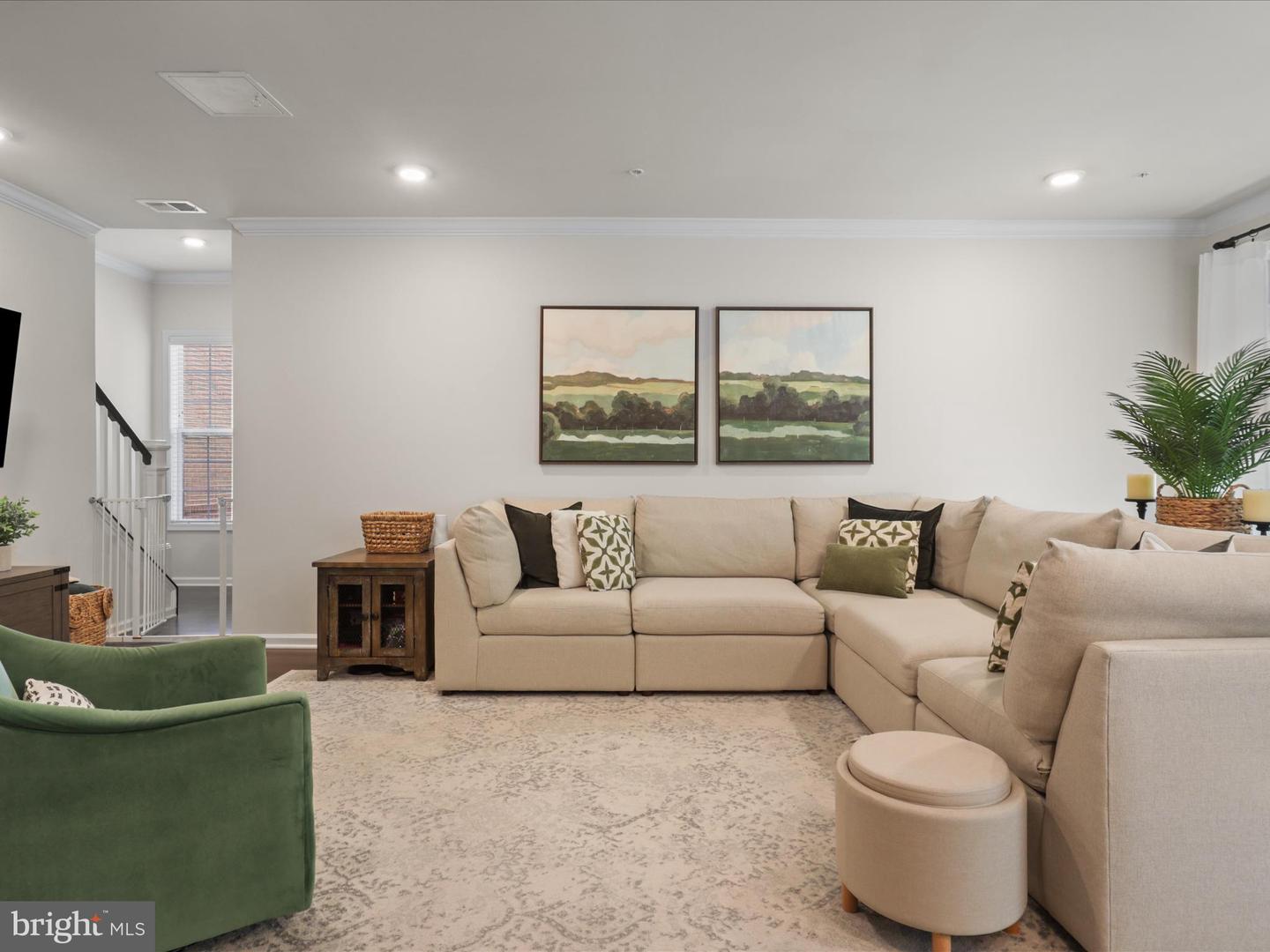 23245 MILLTOWN KNOLL SQ #103, ASHBURN, Virginia 20148, 2 Bedrooms Bedrooms, ,2 BathroomsBathrooms,Residential,For sale,23245 MILLTOWN KNOLL SQ #103,VALO2103026 MLS # VALO2103026