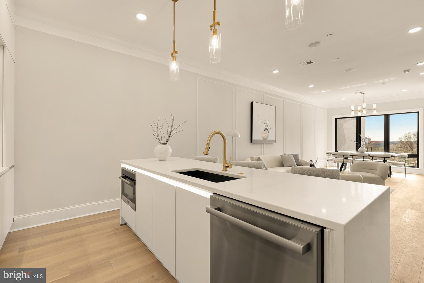 733 EUCLID ST NW #204, WASHINGTON, District Of Columbia 20001, 2 Bedrooms Bedrooms, ,2 BathroomsBathrooms,Residential,For sale,733 EUCLID ST NW #204,DCDC2211780 MLS # DCDC2211780
