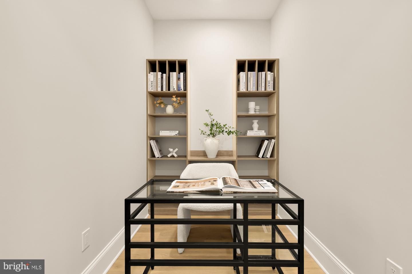 733 EUCLID ST NW #204, WASHINGTON, District Of Columbia 20001, 2 Bedrooms Bedrooms, ,2 BathroomsBathrooms,Residential,For sale,733 EUCLID ST NW #204,DCDC2211780 MLS # DCDC2211780