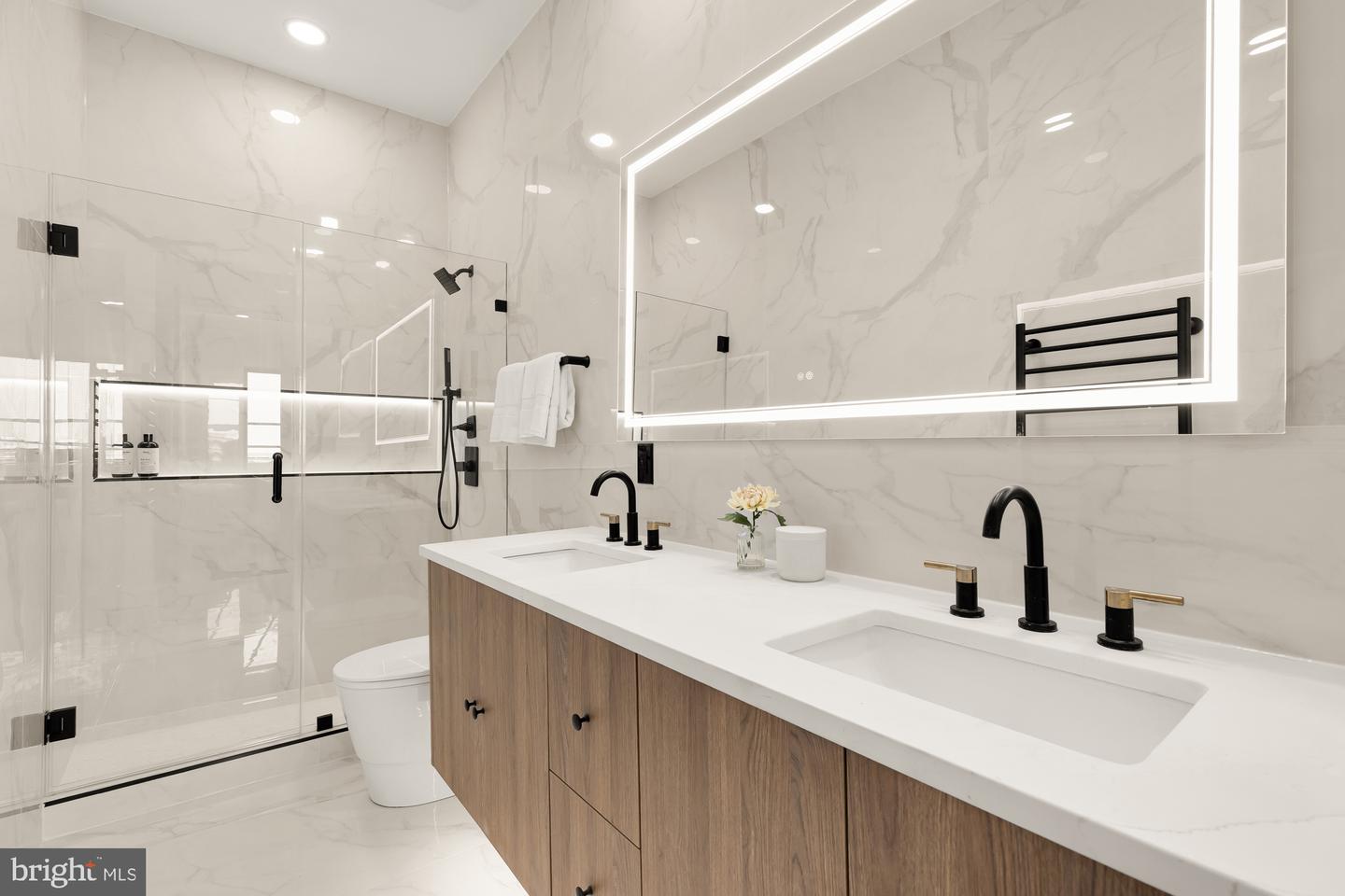 733 EUCLID ST NW #204, WASHINGTON, District Of Columbia 20001, 2 Bedrooms Bedrooms, ,2 BathroomsBathrooms,Residential,For sale,733 EUCLID ST NW #204,DCDC2211780 MLS # DCDC2211780