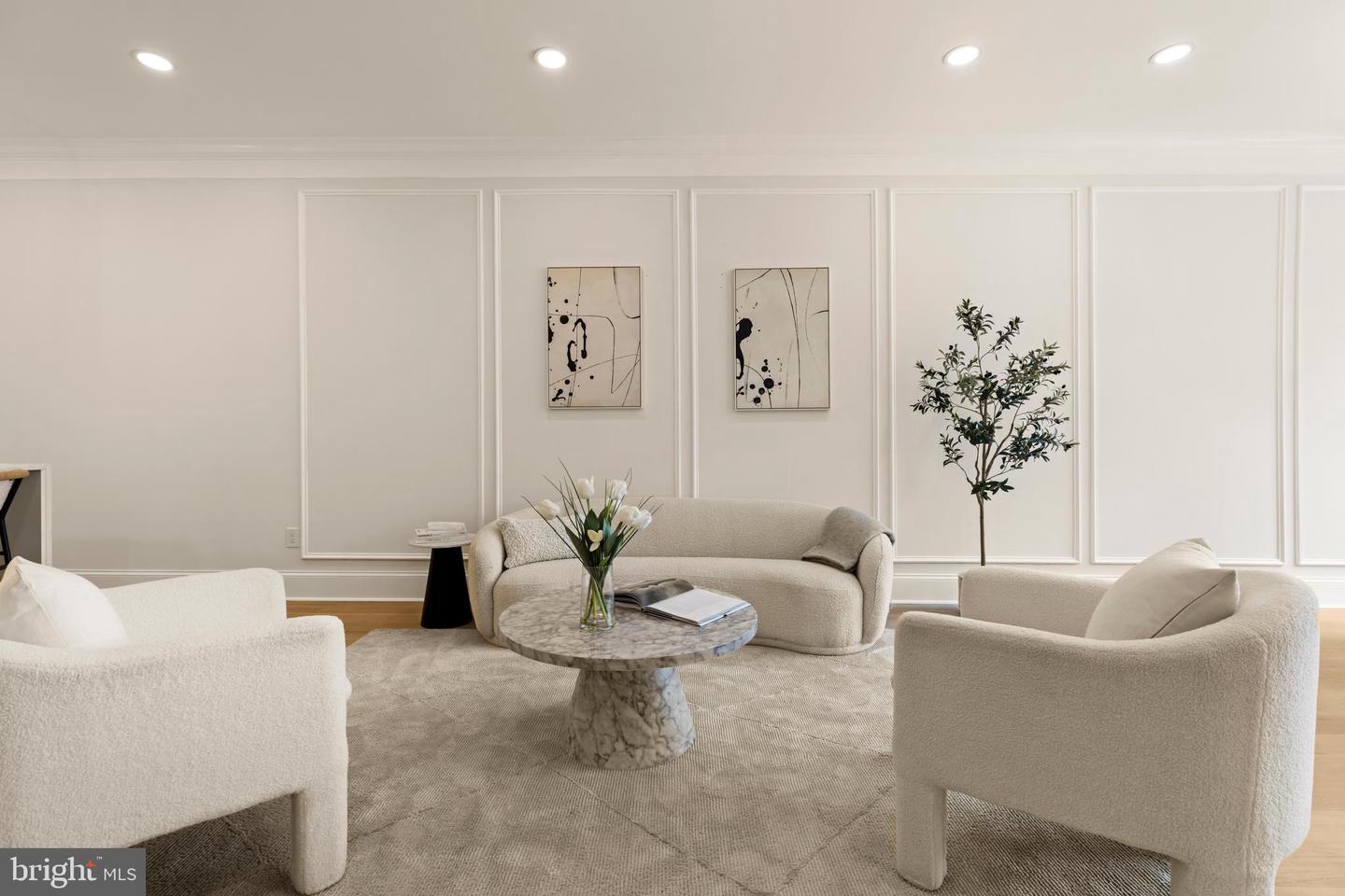 733 EUCLID ST NW #204, WASHINGTON, District Of Columbia 20001, 2 Bedrooms Bedrooms, ,2 BathroomsBathrooms,Residential,For sale,733 EUCLID ST NW #204,DCDC2211780 MLS # DCDC2211780