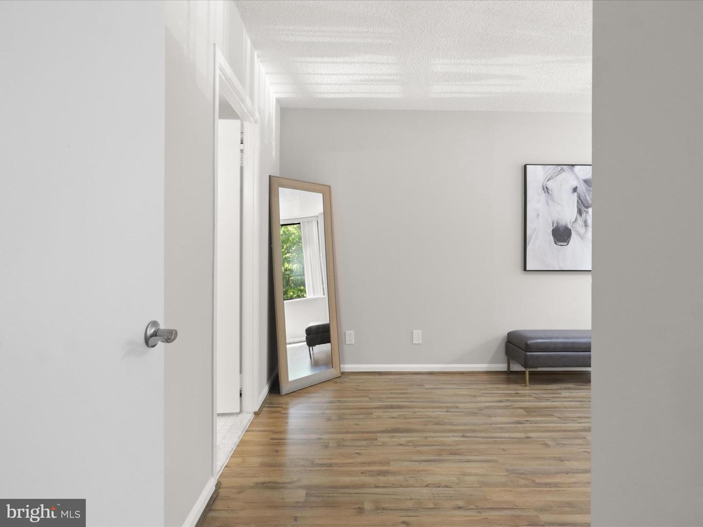 3713 S GEORGE MASON DR #T2W, FALLS CHURCH, Virginia 22041, 3 Bedrooms Bedrooms, ,2 BathroomsBathrooms,Residential,For sale,3713 S GEORGE MASON DR #T2W,VAFX2257230 MLS # VAFX2257230