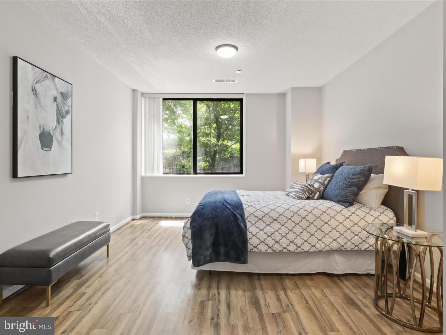 3713 S GEORGE MASON DR #T2W, FALLS CHURCH, Virginia 22041, 3 Bedrooms Bedrooms, ,2 BathroomsBathrooms,Residential,For sale,3713 S GEORGE MASON DR #T2W,VAFX2257230 MLS # VAFX2257230