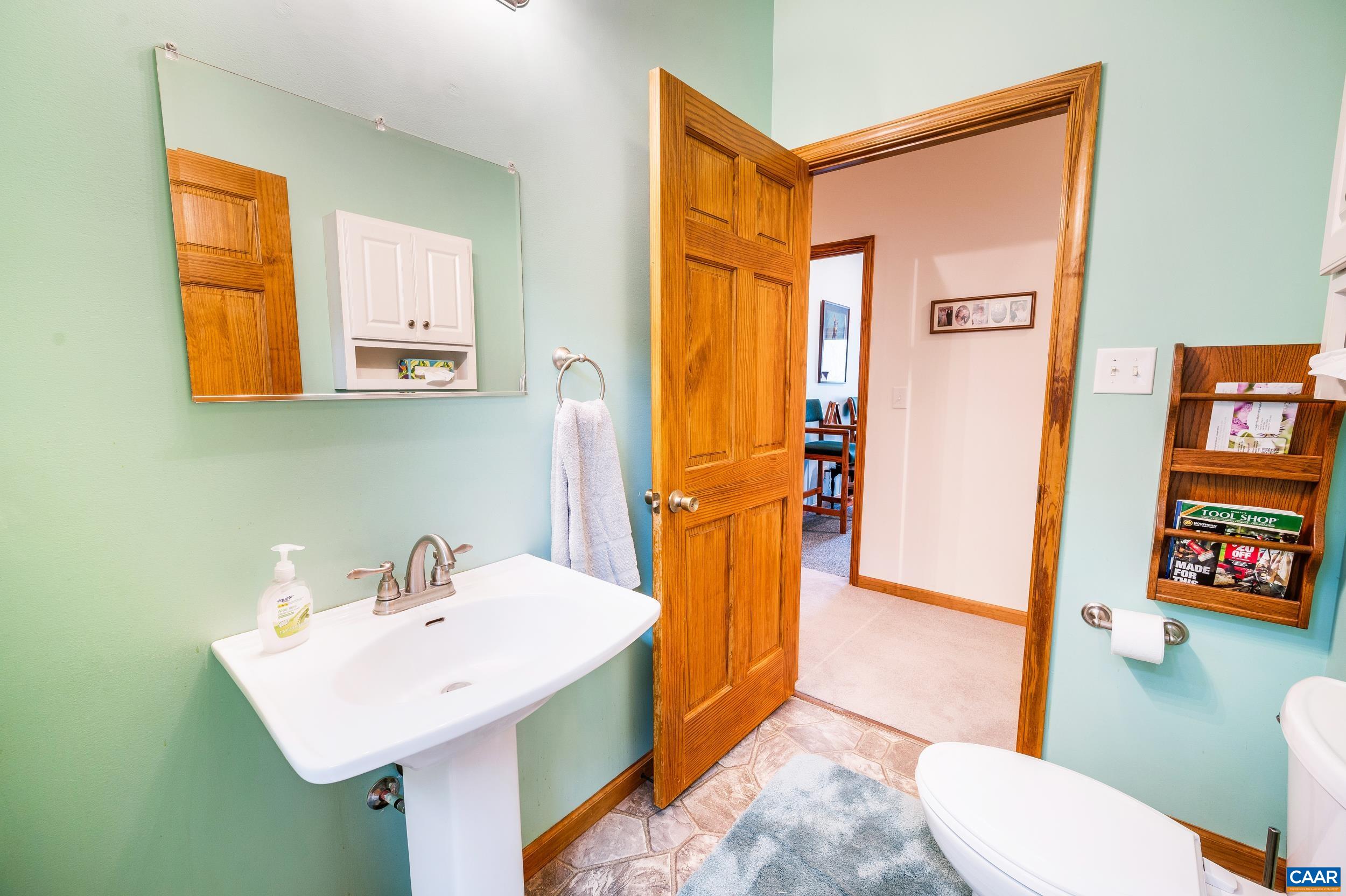 239 LITTLE FARM RD, AMHERST, Virginia 24521, 3 Bedrooms Bedrooms, ,2 BathroomsBathrooms,Residential,239 LITTLE FARM RD,663300 MLS # 663300