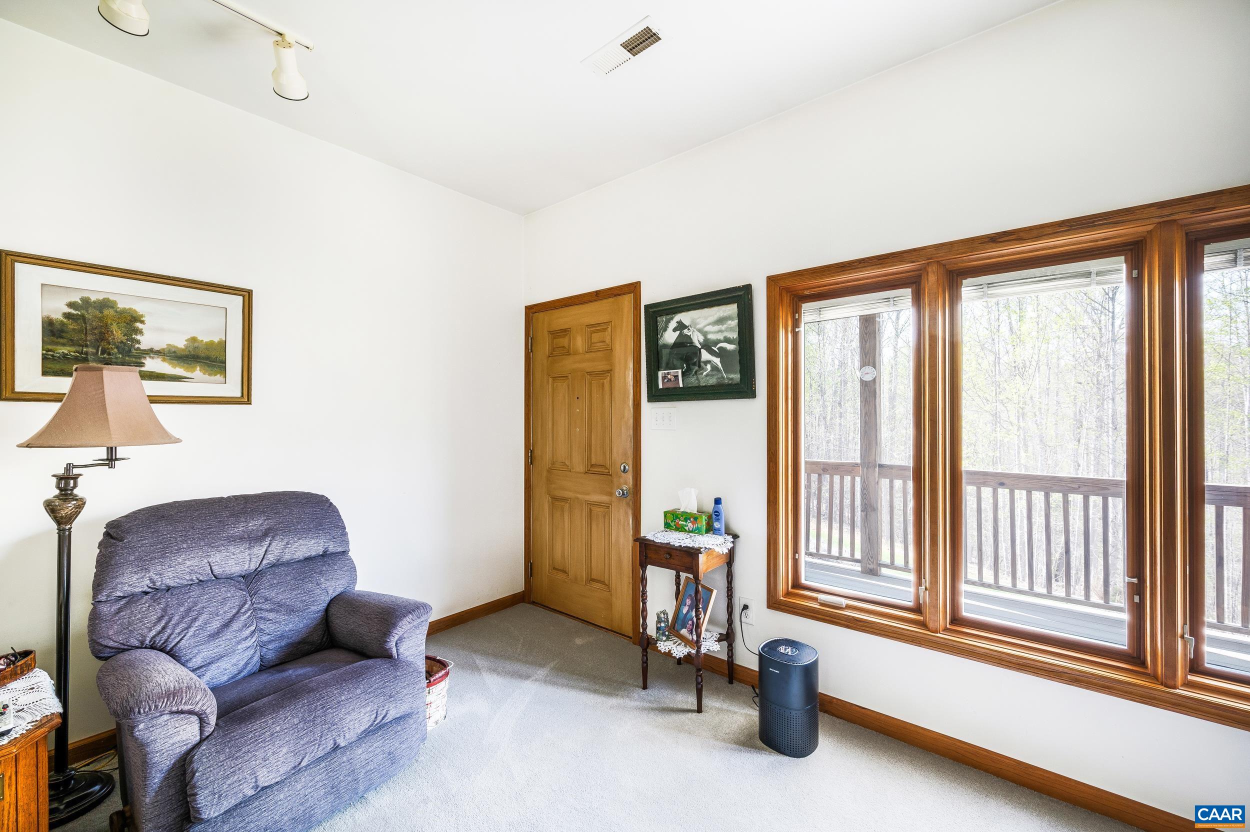 239 LITTLE FARM RD, AMHERST, Virginia 24521, 3 Bedrooms Bedrooms, ,2 BathroomsBathrooms,Residential,239 LITTLE FARM RD,663300 MLS # 663300