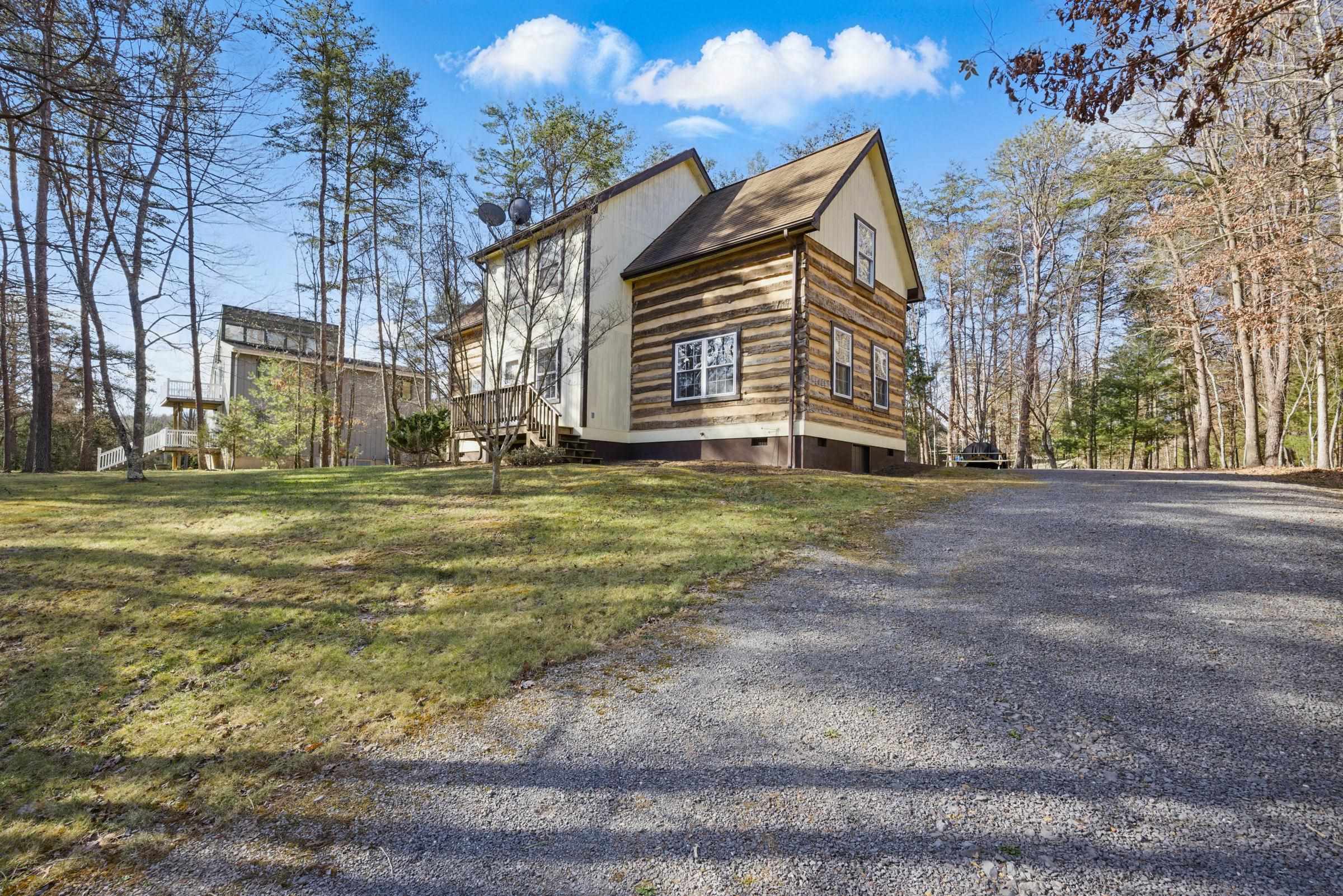 705 BEAUREGARD DR, BASYE, Virginia 22810, 2 Bedrooms Bedrooms, ,1 BathroomBathrooms,Residential,705 BEAUREGARD DR,663078 MLS # 663078
