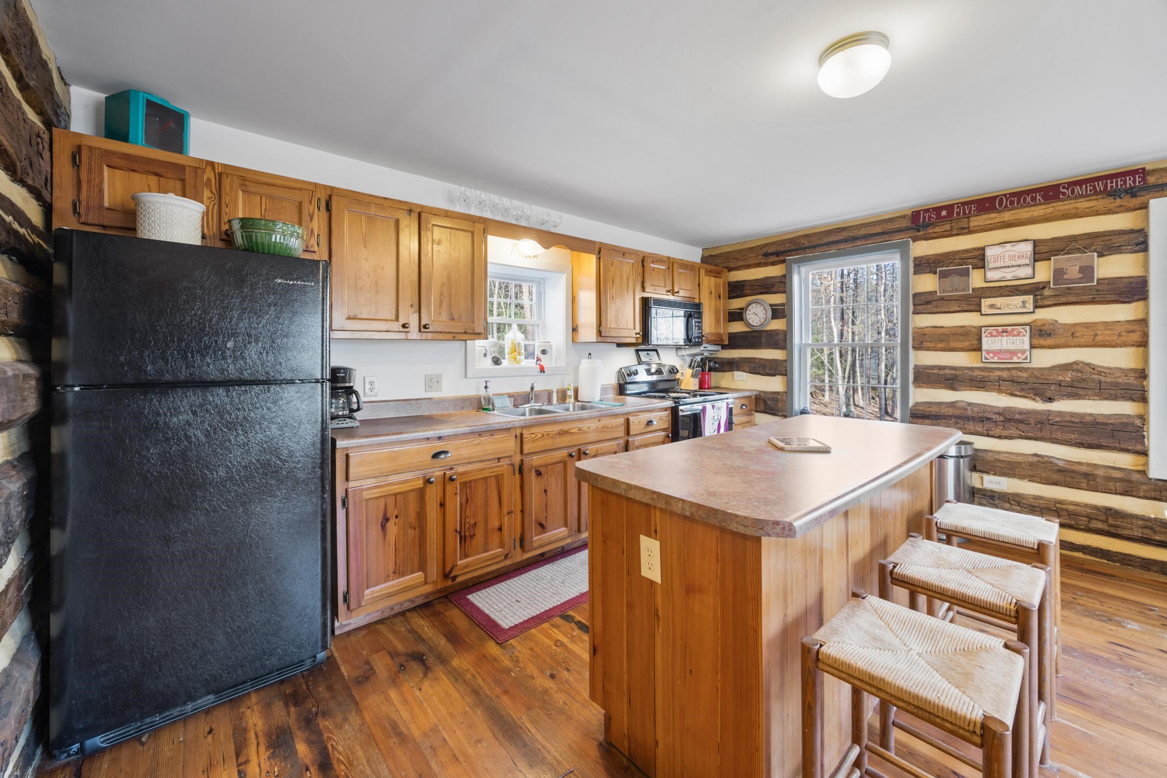 705 BEAUREGARD DR, BASYE, Virginia 22810, 2 Bedrooms Bedrooms, ,1 BathroomBathrooms,Residential,705 BEAUREGARD DR,663078 MLS # 663078