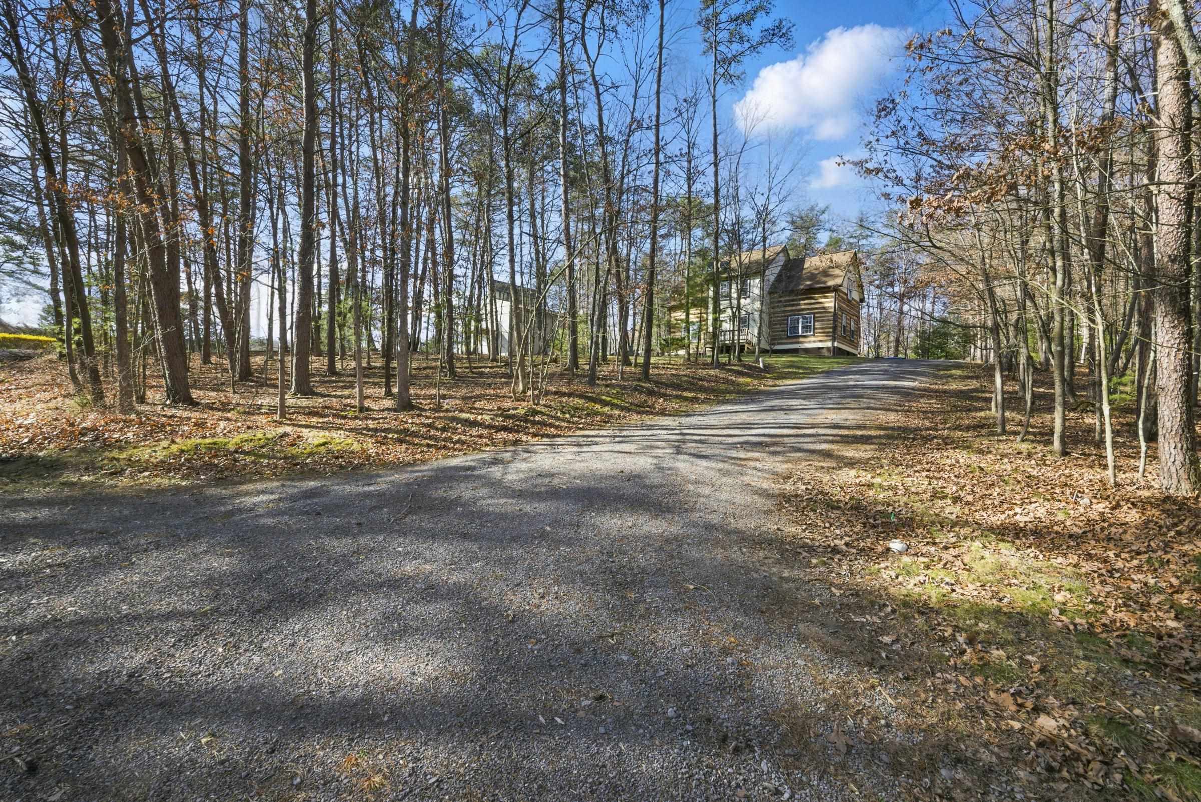 705 BEAUREGARD DR, BASYE, Virginia 22810, 2 Bedrooms Bedrooms, ,1 BathroomBathrooms,Residential,705 BEAUREGARD DR,663078 MLS # 663078