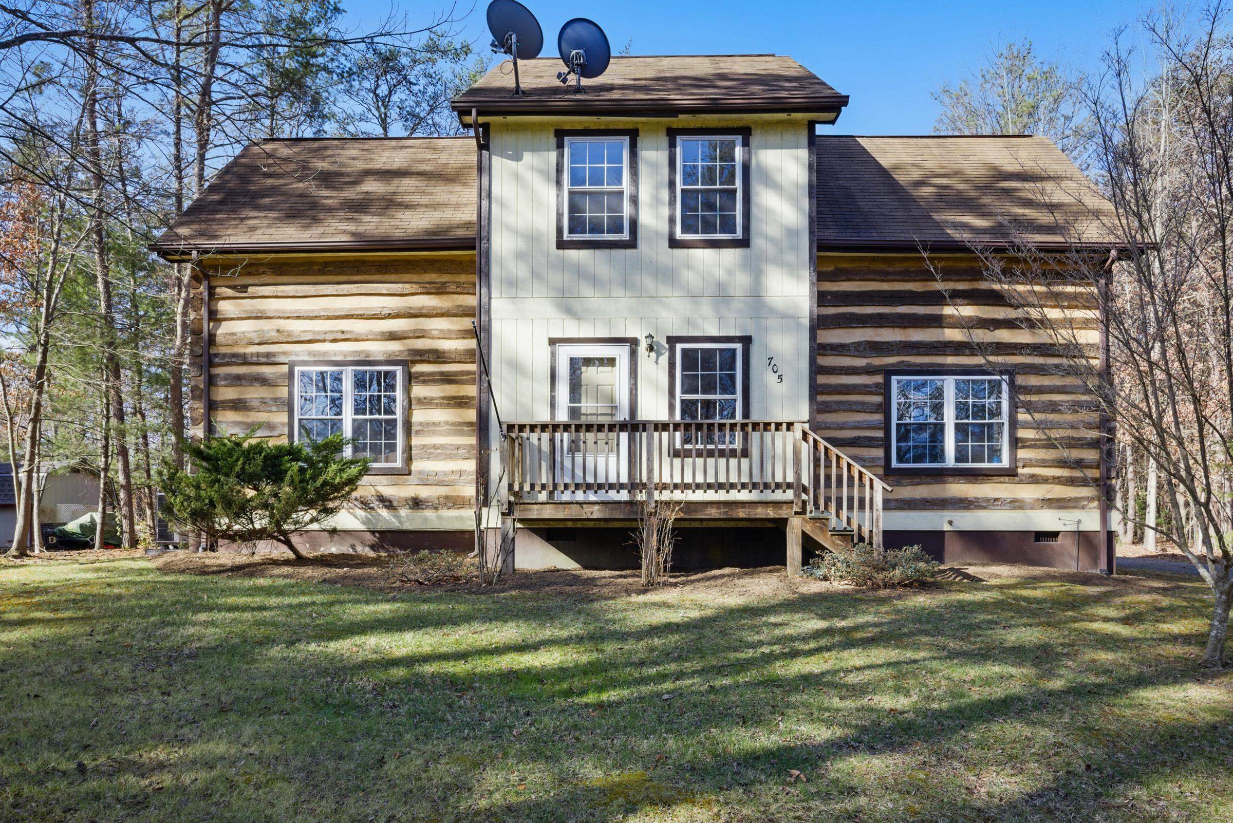 705 BEAUREGARD DR, BASYE, Virginia 22810, 2 Bedrooms Bedrooms, ,1 BathroomBathrooms,Residential,705 BEAUREGARD DR,663078 MLS # 663078