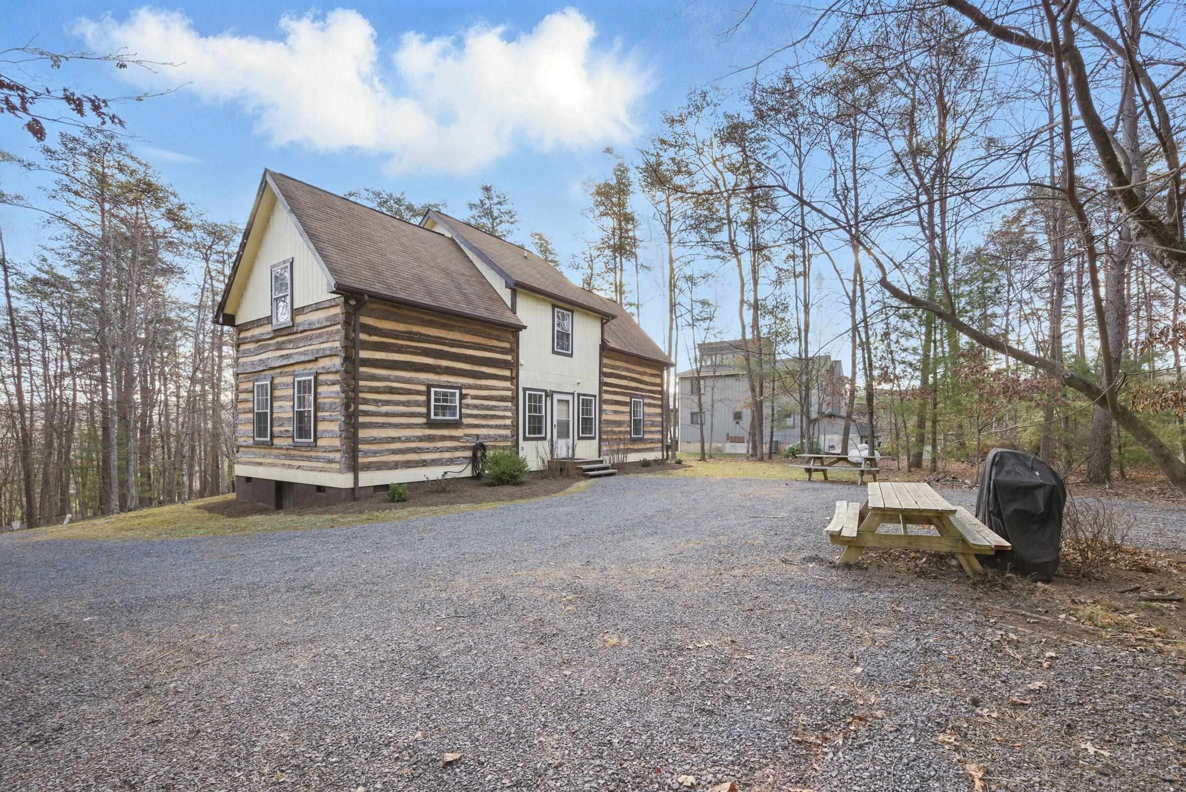 705 BEAUREGARD DR, BASYE, Virginia 22810, 2 Bedrooms Bedrooms, ,1 BathroomBathrooms,Residential,705 BEAUREGARD DR,663078 MLS # 663078