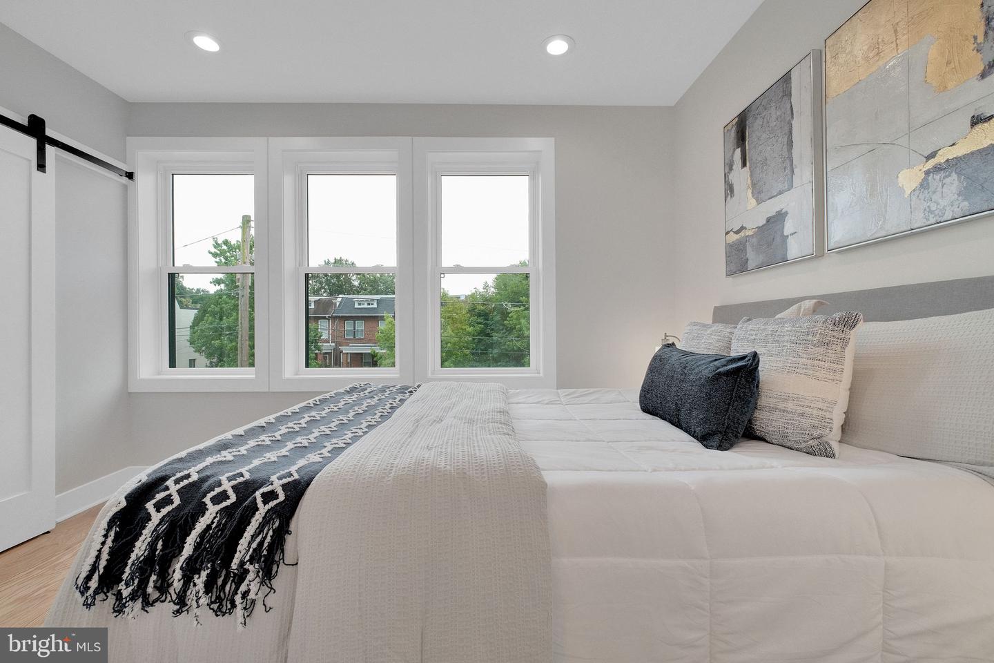 1020 HAMLIN ST NE, WASHINGTON, District Of Columbia 20017, 3 Bedrooms Bedrooms, ,3 BathroomsBathrooms,Residential,For sale,1020 HAMLIN ST NE,DCDC2209452 MLS # DCDC2209452