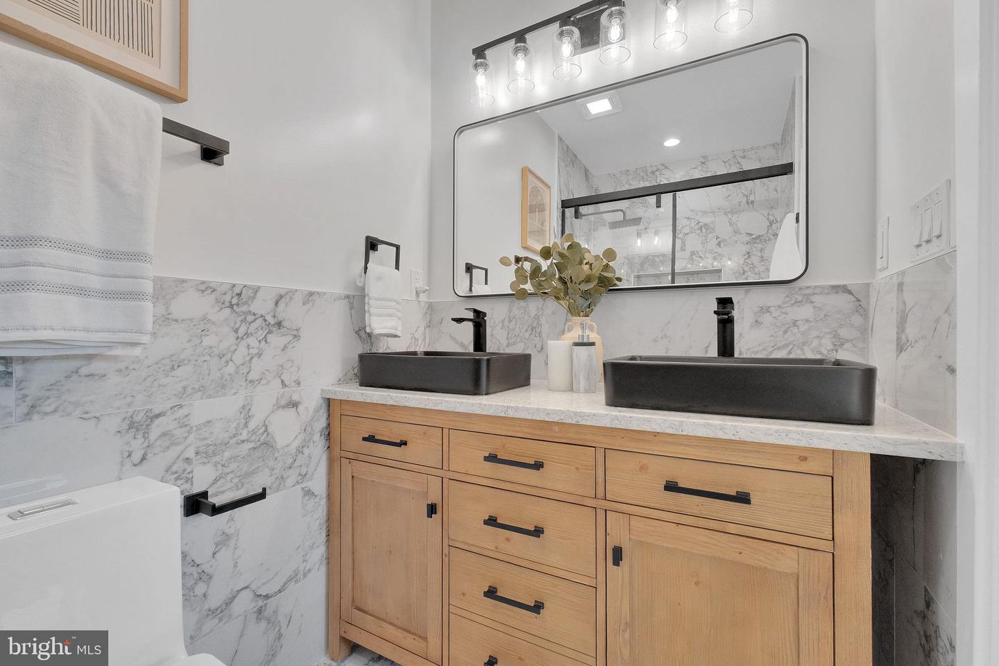 1020 HAMLIN ST NE, WASHINGTON, District Of Columbia 20017, 3 Bedrooms Bedrooms, ,3 BathroomsBathrooms,Residential,For sale,1020 HAMLIN ST NE,DCDC2209452 MLS # DCDC2209452
