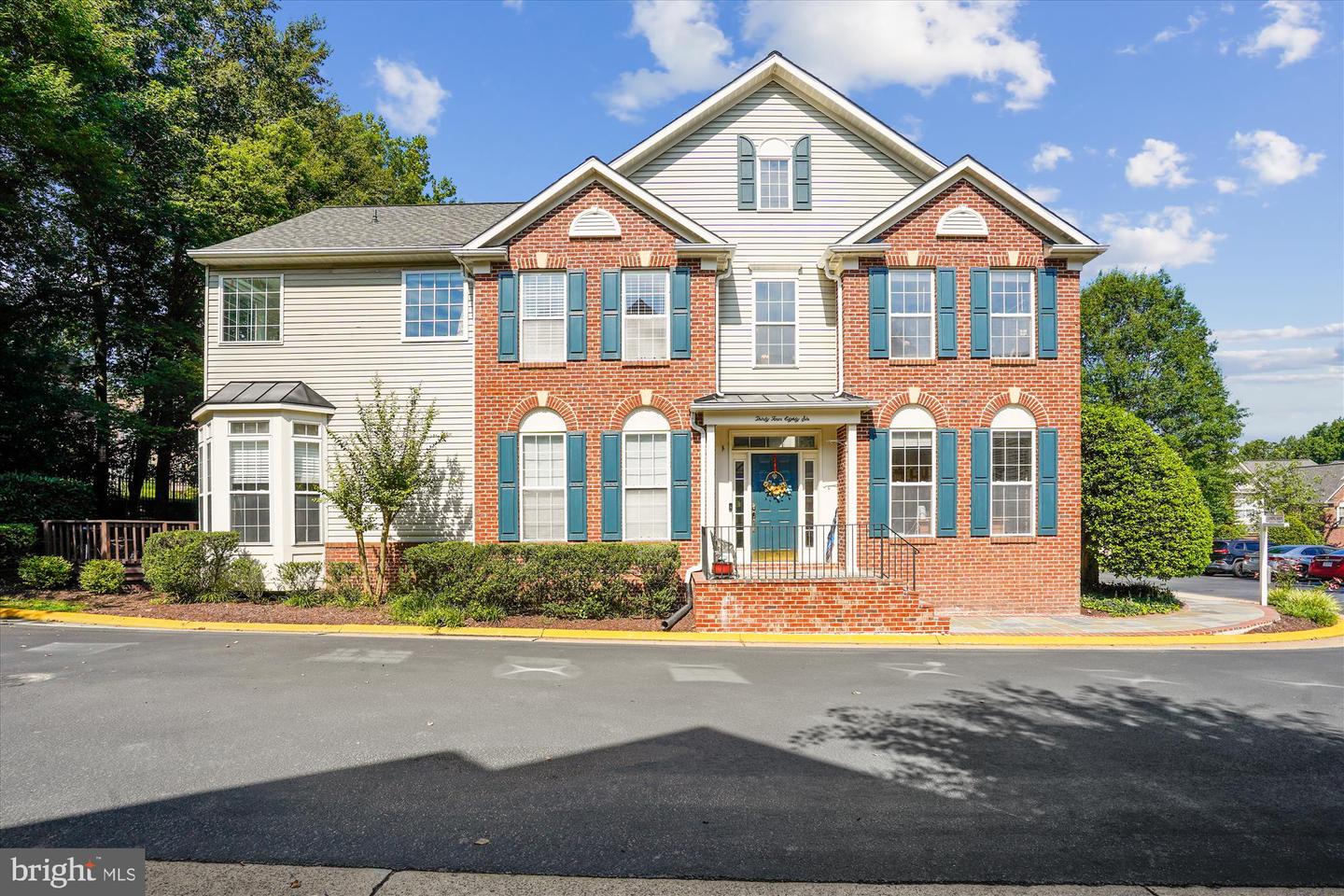 3486 BARRISTERS KEEPE CIR, FAIRFAX, Virginia 22031, 4 Bedrooms Bedrooms, ,3 BathroomsBathrooms,Residential,For sale,3486 BARRISTERS KEEPE CIR,VAFC2006632 MLS # VAFC2006632