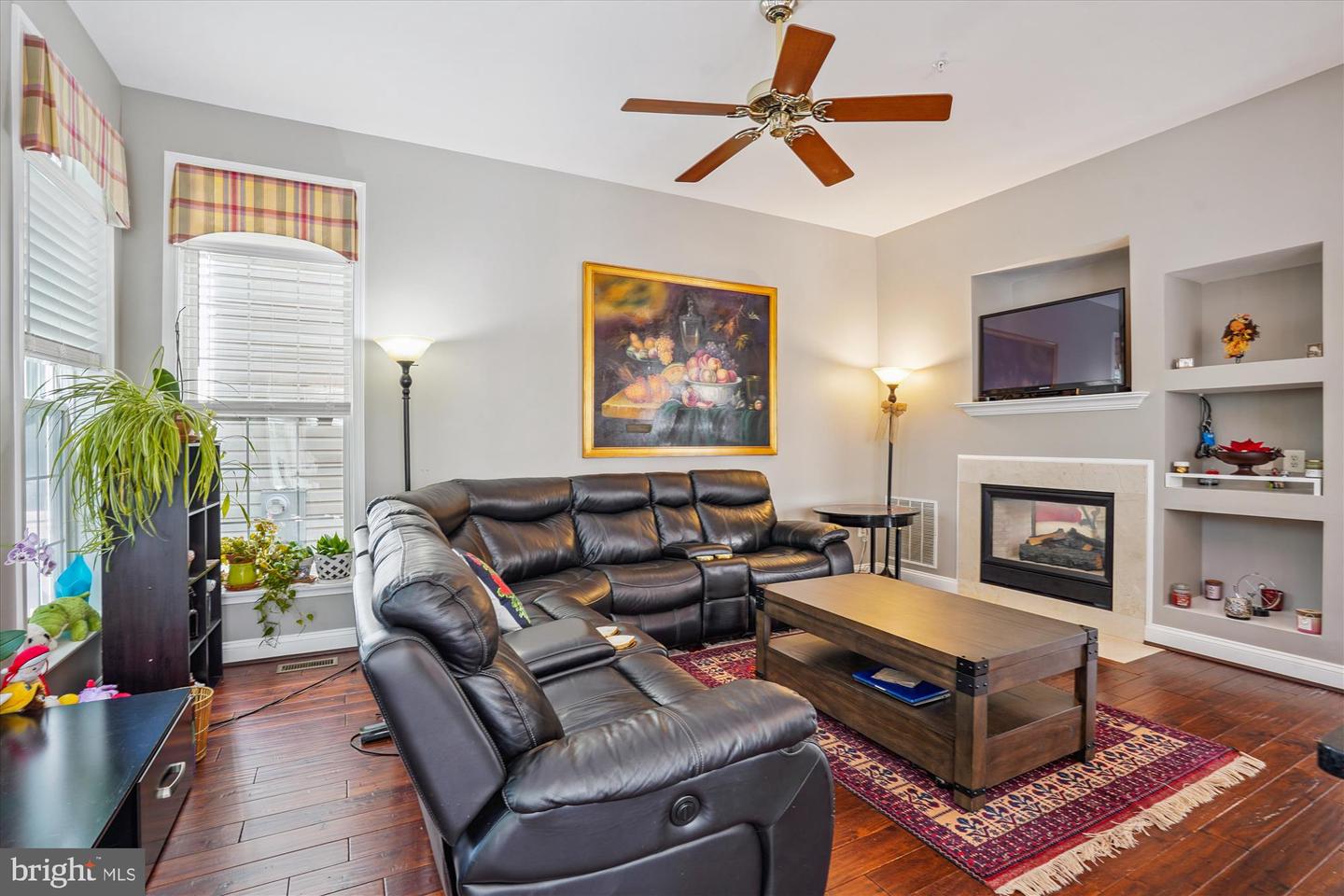 3486 BARRISTERS KEEPE CIR, FAIRFAX, Virginia 22031, 4 Bedrooms Bedrooms, ,3 BathroomsBathrooms,Residential,For sale,3486 BARRISTERS KEEPE CIR,VAFC2006632 MLS # VAFC2006632