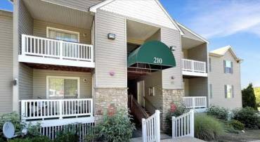 210 WILD OAK LN #203, STAFFORD, Virginia 22554, 3 Bedrooms Bedrooms, ,2 BathroomsBathrooms,Residential,For sale,210 WILD OAK LN #203,VAST2040862 MLS # VAST2040862
