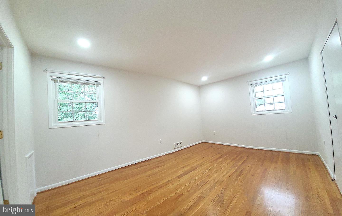 7910 HARWOOD PL, SPRINGFIELD, Virginia 22152, 4 Bedrooms Bedrooms, ,2 BathroomsBathrooms,Residential,For sale,7910 HARWOOD PL,VAFX2255984 MLS # VAFX2255984