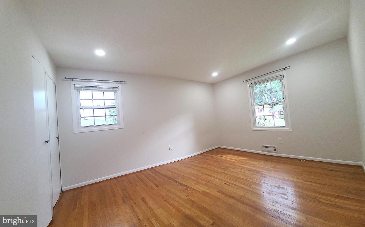 7910 HARWOOD PL, SPRINGFIELD, Virginia 22152, 4 Bedrooms Bedrooms, ,2 BathroomsBathrooms,Residential,For sale,7910 HARWOOD PL,VAFX2255984 MLS # VAFX2255984