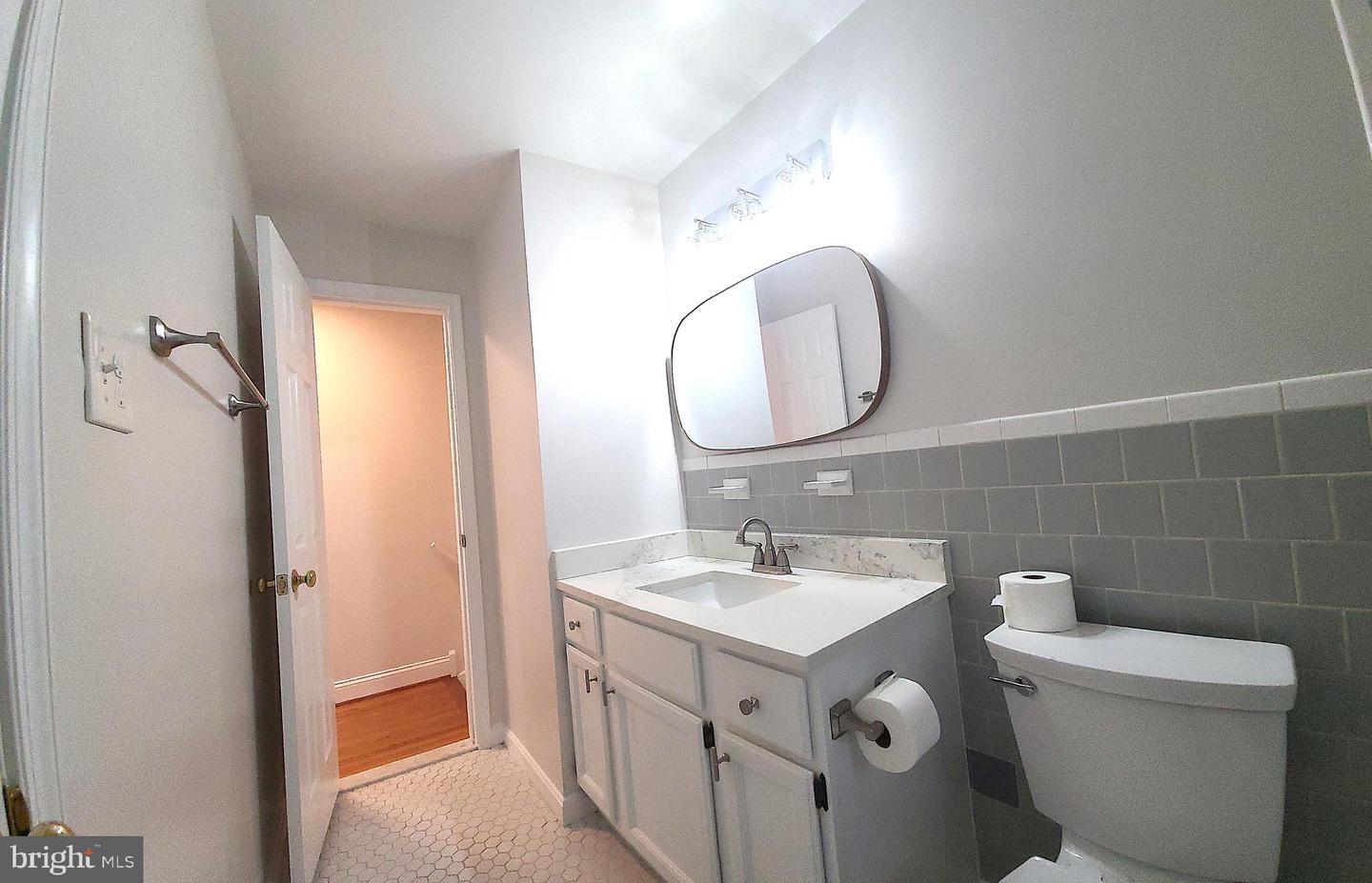 7910 HARWOOD PL, SPRINGFIELD, Virginia 22152, 4 Bedrooms Bedrooms, ,2 BathroomsBathrooms,Residential,For sale,7910 HARWOOD PL,VAFX2255984 MLS # VAFX2255984