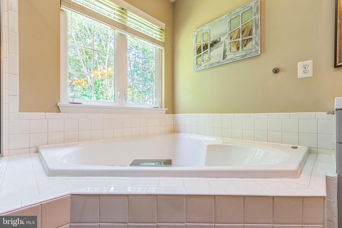 48 MONTGOMERY DR, STAFFORD, Virginia 22556, 4 Bedrooms Bedrooms, ,2 BathroomsBathrooms,Residential,For sale,48 MONTGOMERY DR,VAST2040908 MLS # VAST2040908