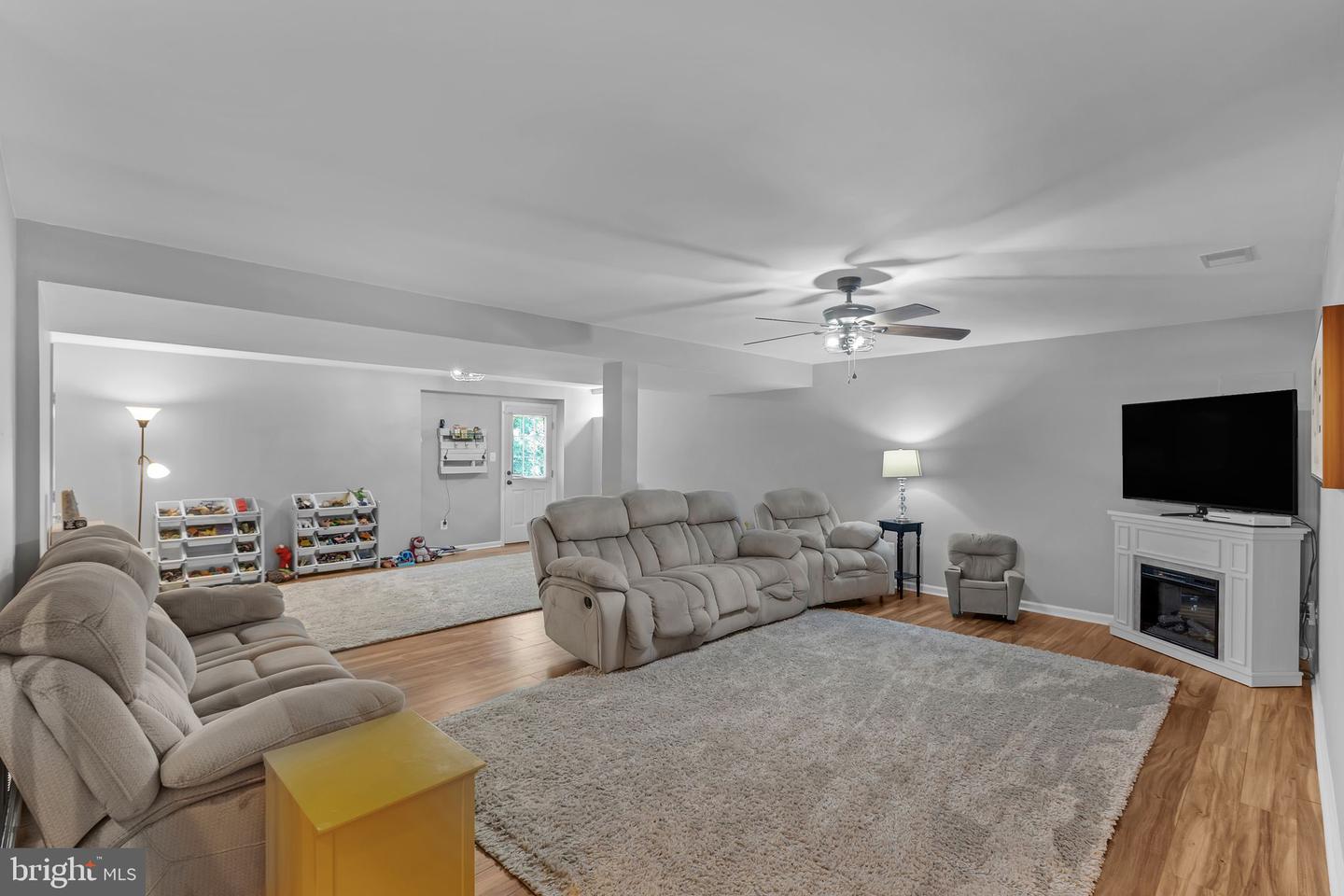 48 MONTGOMERY DR, STAFFORD, Virginia 22556, 4 Bedrooms Bedrooms, ,2 BathroomsBathrooms,Residential,For sale,48 MONTGOMERY DR,VAST2040908 MLS # VAST2040908
