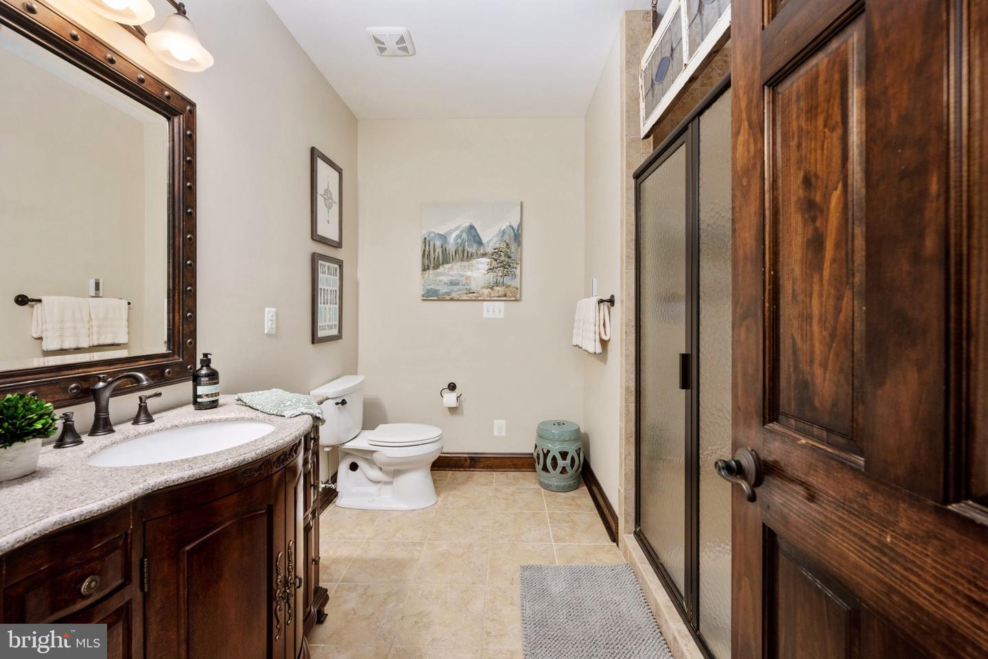 11208 KNOLLS END, SPOTSYLVANIA, Virginia 22551, 6 Bedrooms Bedrooms, ,5 BathroomsBathrooms,Residential,For sale,11208 KNOLLS END,VASP2034766 MLS # VASP2034766