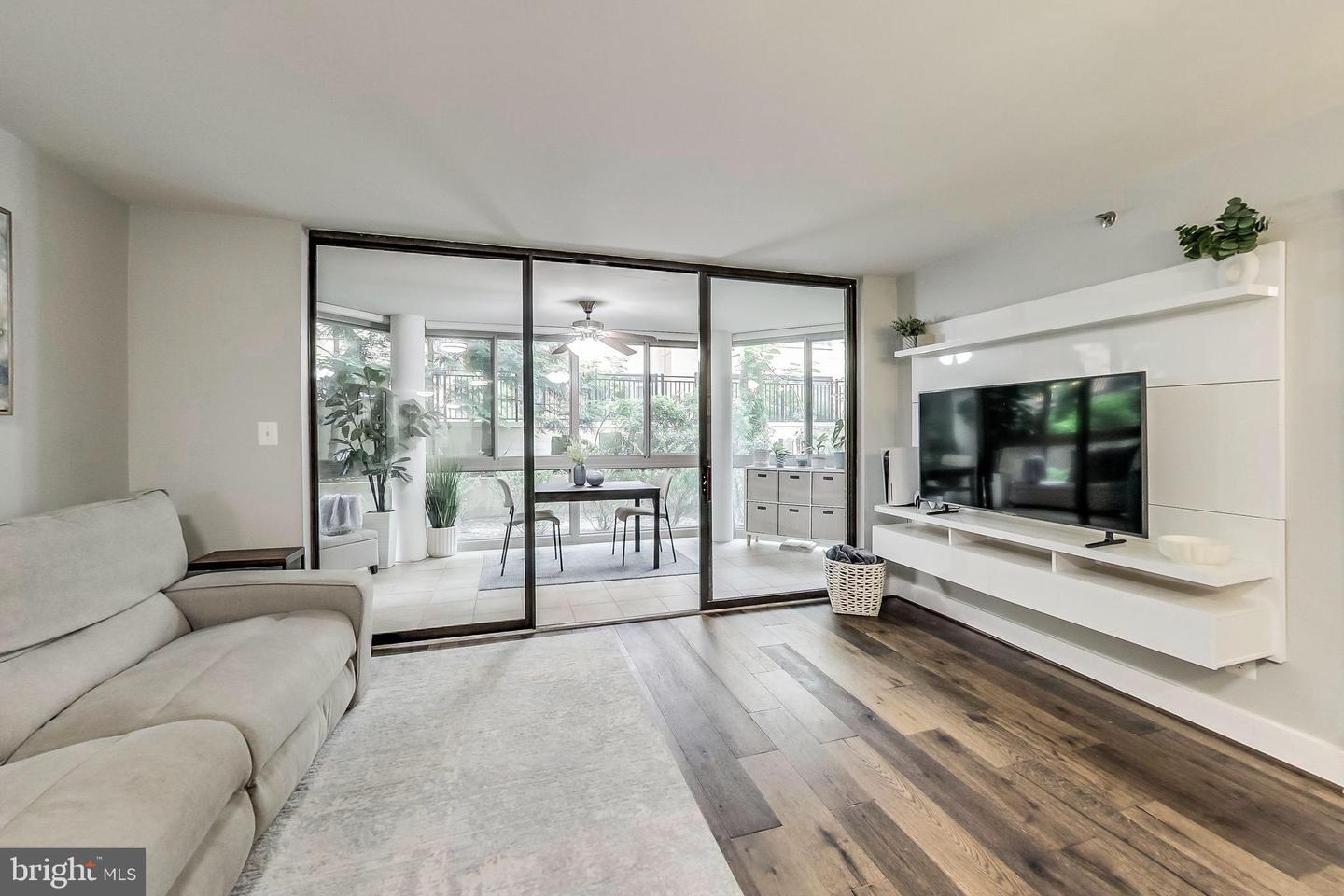 1024 N UTAH ST #119, ARLINGTON, Virginia 22201, 2 Bedrooms Bedrooms, ,2 BathroomsBathrooms,Residential,For sale,1024 N UTAH ST #119,VAAR2061034 MLS # VAAR2061034