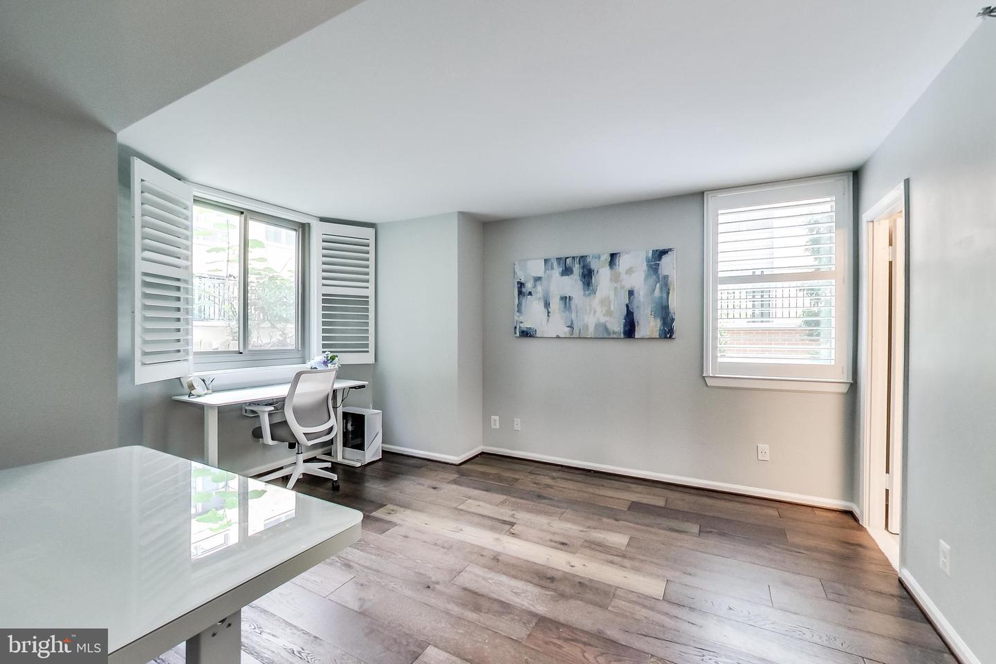 1024 N UTAH ST #119, ARLINGTON, Virginia 22201, 2 Bedrooms Bedrooms, ,2 BathroomsBathrooms,Residential,For sale,1024 N UTAH ST #119,VAAR2061034 MLS # VAAR2061034