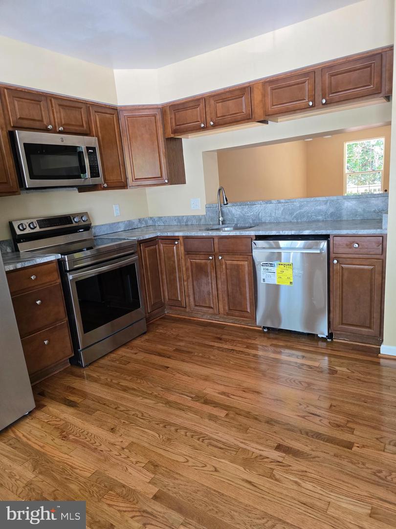 5159 RACE POINTE PL, WOODBRIDGE, Virginia 22193, 4 Bedrooms Bedrooms, ,3 BathroomsBathrooms,Residential,For sale,5159 RACE POINTE PL,VAPW2099518 MLS # VAPW2099518