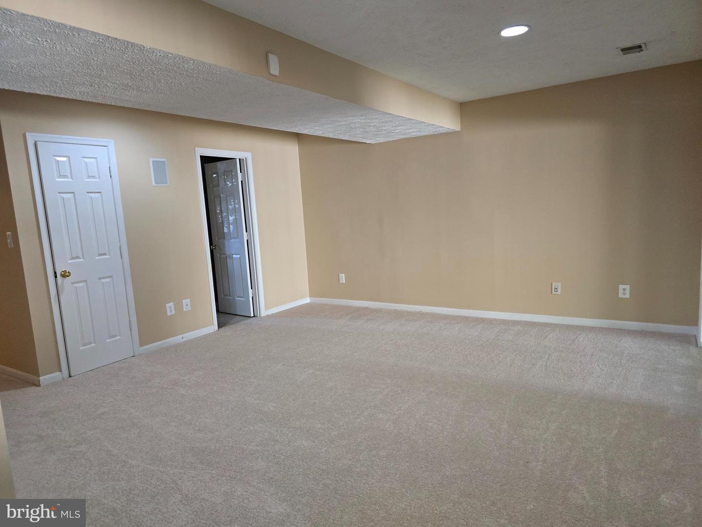 5159 RACE POINTE PL, WOODBRIDGE, Virginia 22193, 4 Bedrooms Bedrooms, ,3 BathroomsBathrooms,Residential,For sale,5159 RACE POINTE PL,VAPW2099518 MLS # VAPW2099518