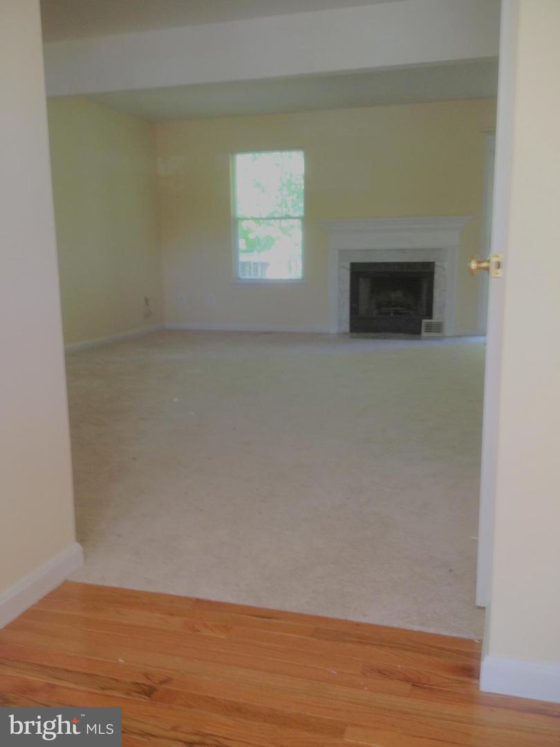 5159 RACE POINTE PL, WOODBRIDGE, Virginia 22193, 4 Bedrooms Bedrooms, ,3 BathroomsBathrooms,Residential,For sale,5159 RACE POINTE PL,VAPW2099518 MLS # VAPW2099518