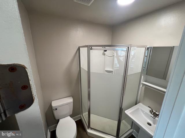 1410 COLCHESTER RD, WOODBRIDGE, Virginia 22191, 4 Bedrooms Bedrooms, ,2 BathroomsBathrooms,Residential,For sale,1410 COLCHESTER RD,VAPW2099760 MLS # VAPW2099760