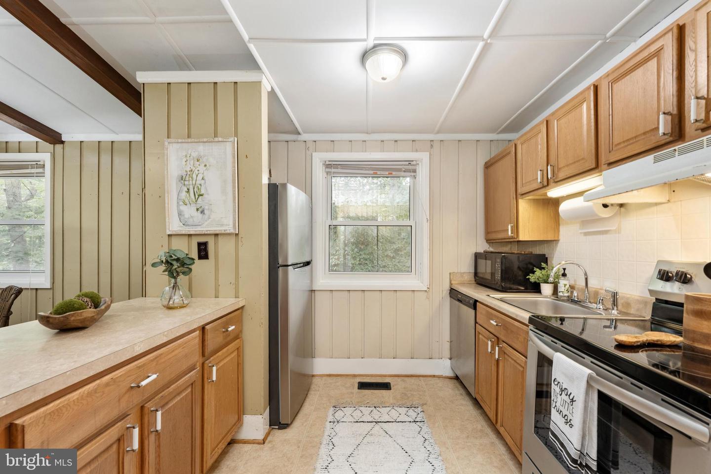 106 MONROE ST, LOCUST GROVE, Virginia 22508, 3 Bedrooms Bedrooms, ,1 BathroomBathrooms,Residential,For sale,106 MONROE ST,VAOR2010280 MLS # VAOR2010280