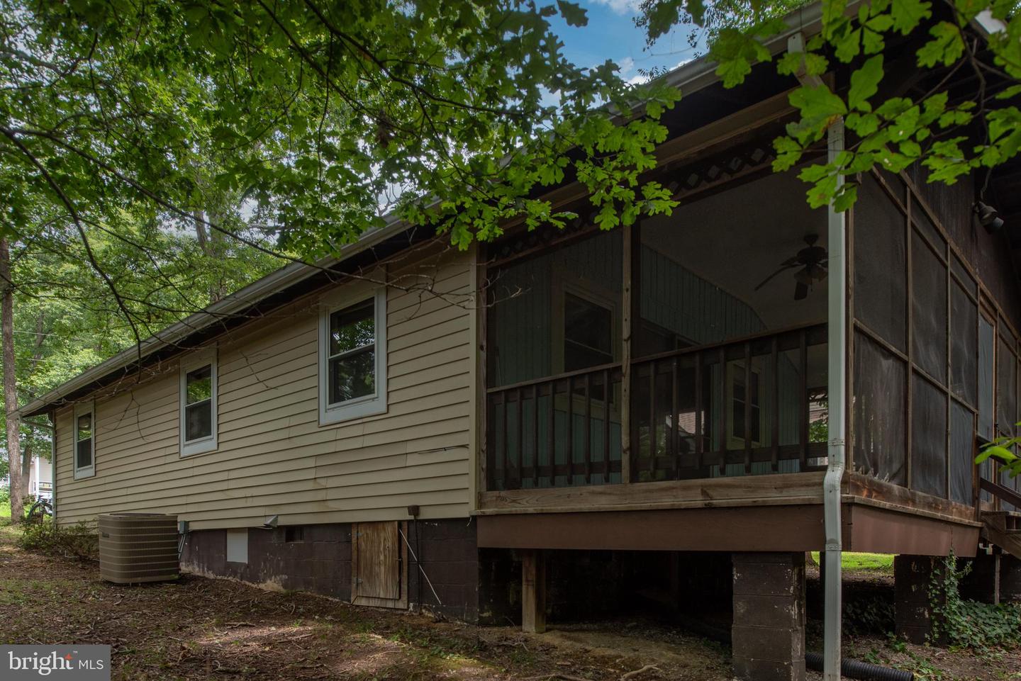 106 MONROE ST, LOCUST GROVE, Virginia 22508, 3 Bedrooms Bedrooms, ,1 BathroomBathrooms,Residential,For sale,106 MONROE ST,VAOR2010280 MLS # VAOR2010280