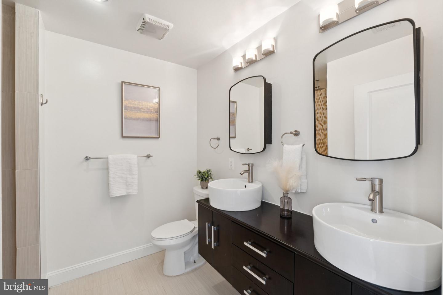 5132 7TH ST NW, WASHINGTON, District Of Columbia 20011, 3 Bedrooms Bedrooms, ,3 BathroomsBathrooms,Residential,For sale,5132 7TH ST NW,DCDC2211794 MLS # DCDC2211794