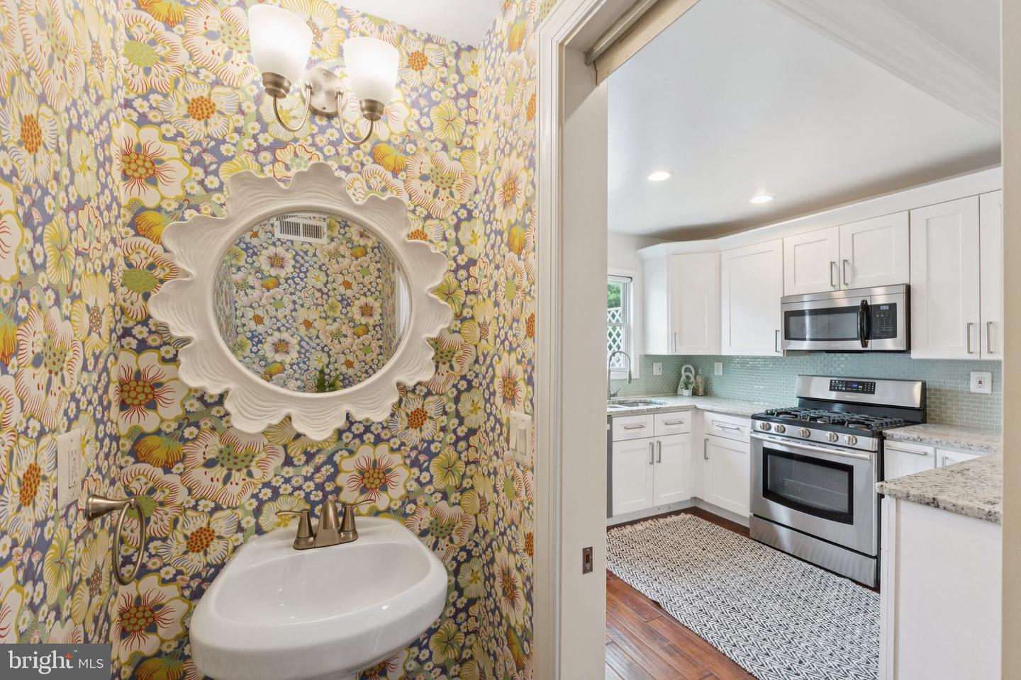 5132 7TH ST NW, WASHINGTON, District Of Columbia 20011, 3 Bedrooms Bedrooms, ,3 BathroomsBathrooms,Residential,For sale,5132 7TH ST NW,DCDC2211794 MLS # DCDC2211794