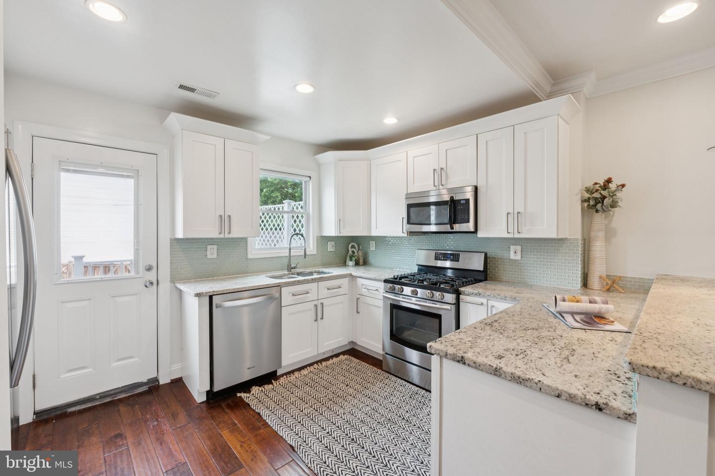 5132 7TH ST NW, WASHINGTON, District Of Columbia 20011, 3 Bedrooms Bedrooms, ,3 BathroomsBathrooms,Residential,For sale,5132 7TH ST NW,DCDC2211794 MLS # DCDC2211794
